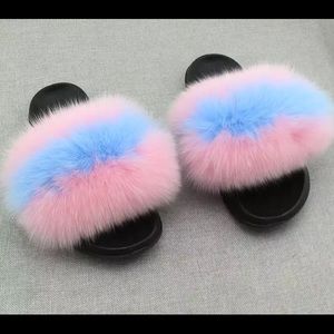 Fox fur slides